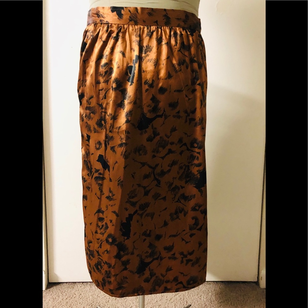 Classic Directions Midi Skirt 10 Shiny Gold Black
